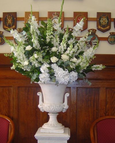 Urn Arrangement for your Event with White Fresh Flowers