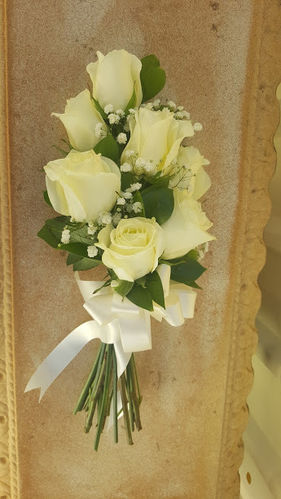 Simple Sheath Style Wedding Bouquet